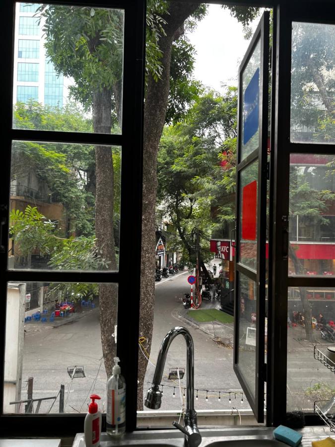 The First Ba Trieu Ha Noi Bed and Breakfast Ανόι Εξωτερικό φωτογραφία