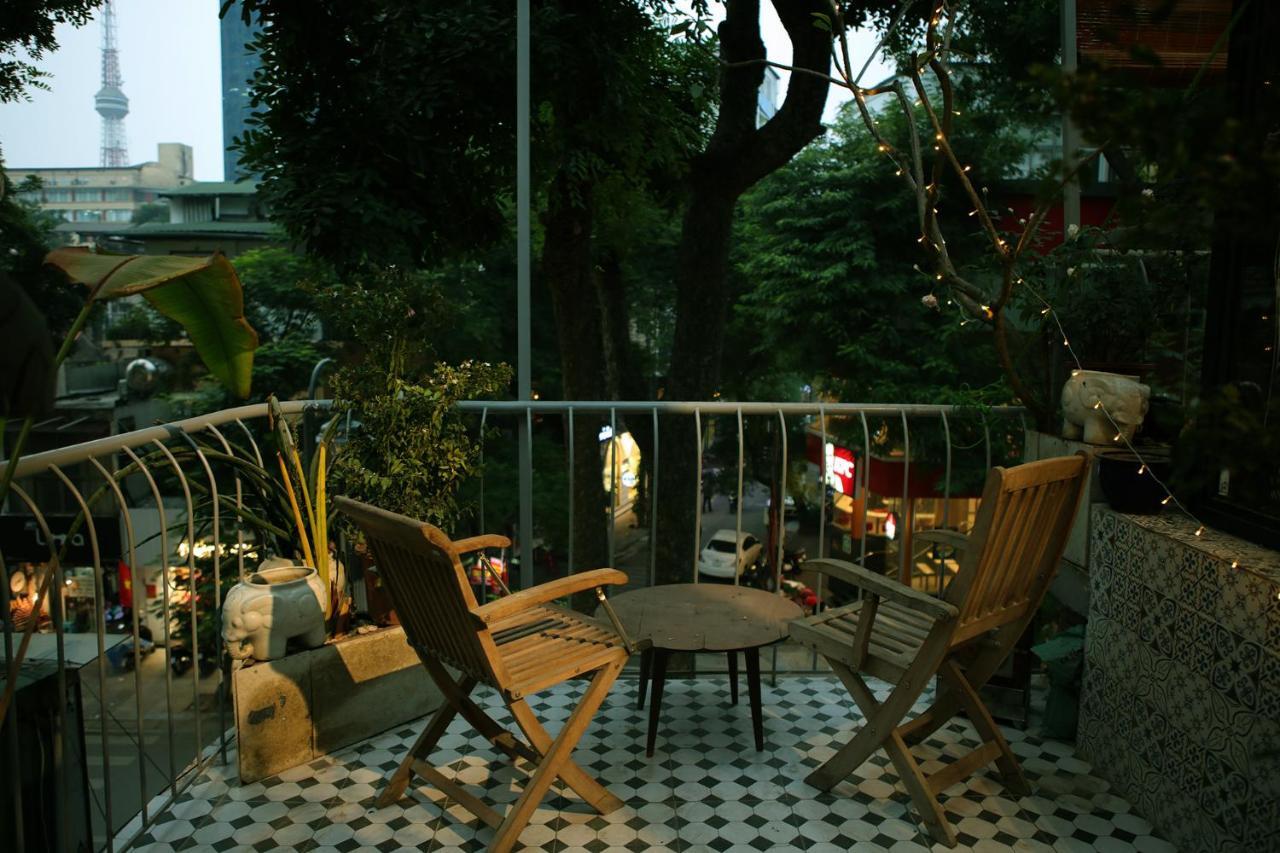 The First Ba Trieu Ha Noi Bed and Breakfast Ανόι Εξωτερικό φωτογραφία